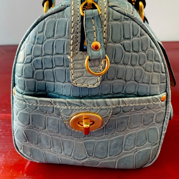 Coach Limited Edition Alligator Brass/Blue - Picture 3 of 7